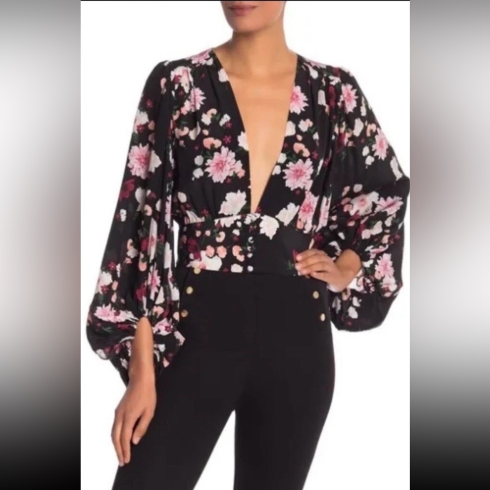 Equipment Femme Sola Floral Print Deep V-Neck Balloon Sleeves Crop Top XS NWT